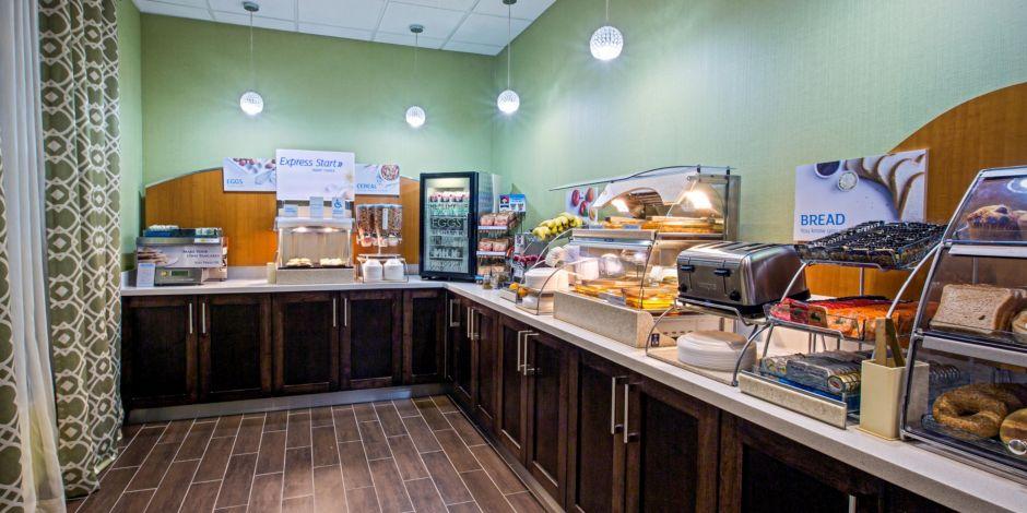 Quality Inn & Suites Regina Downtown Экстерьер фото